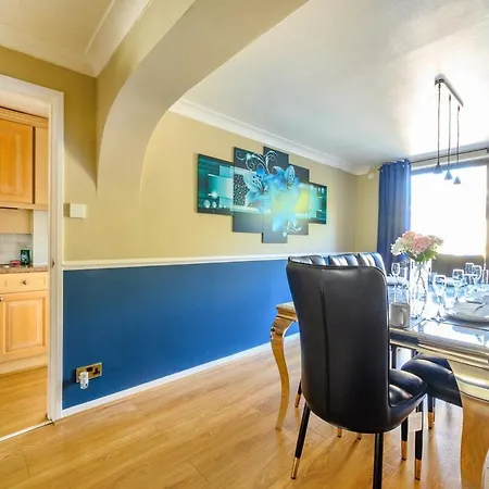 51Vl - Stylish Home With Hot Tub In Hawksworth Prázdninový dům