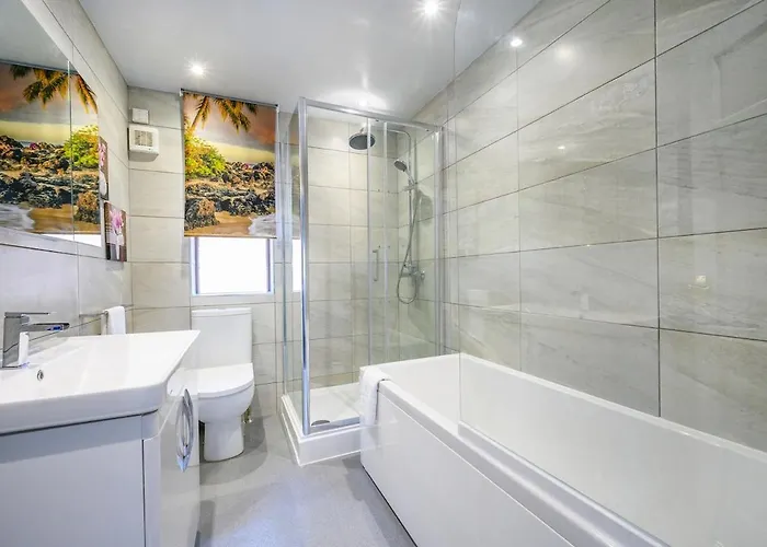 51vl For Your Stylish And Relaxed With Free Parking And Free Wifi * Leeds (West Yorkshire)